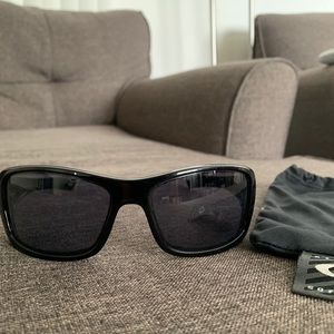Oakley wrap around sunglasses